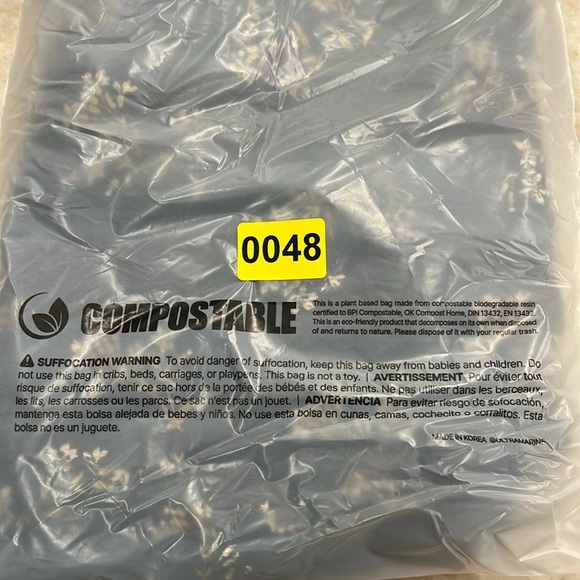 Lucky Brand | V-Neck Button Down Sleeveless Blouse | Black & Gold Floral | M‎ - Picture 12 of 12